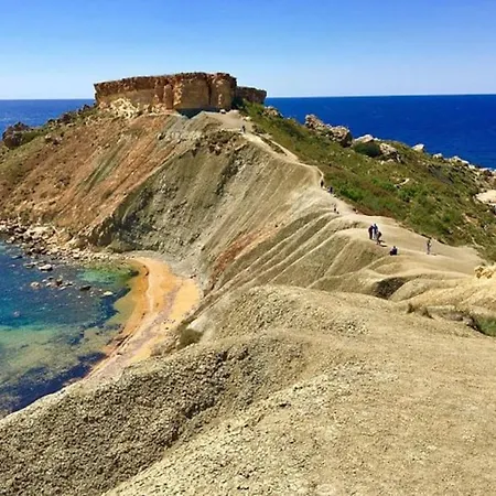 Beautiful 3-bed With Greenery Views In By 360 Estates *