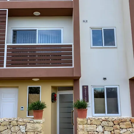 Beautiful 3-bed With Greenery Views In By 360 Estates *